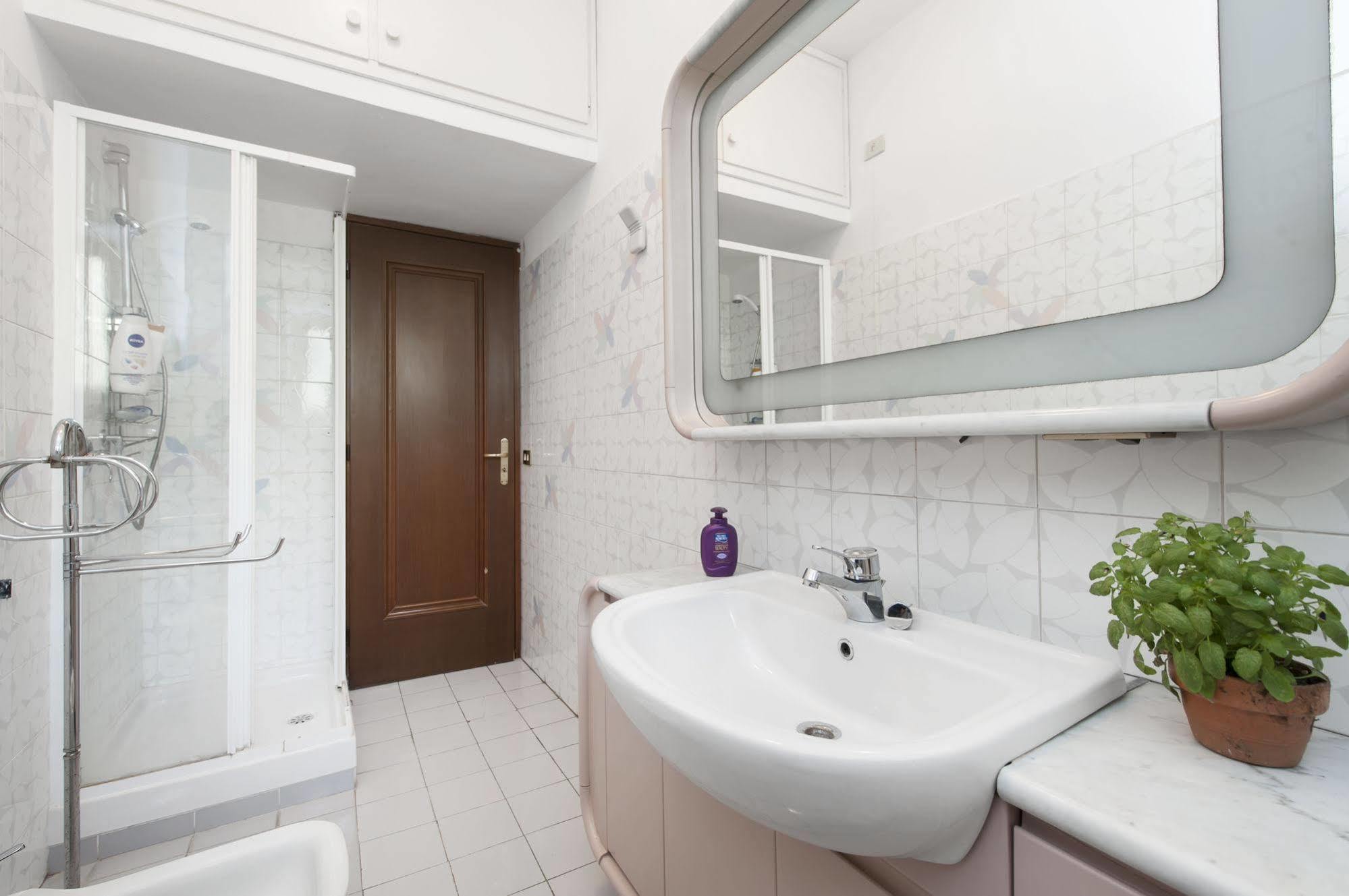B&B A Room For Holiday Rome Bagian luar foto