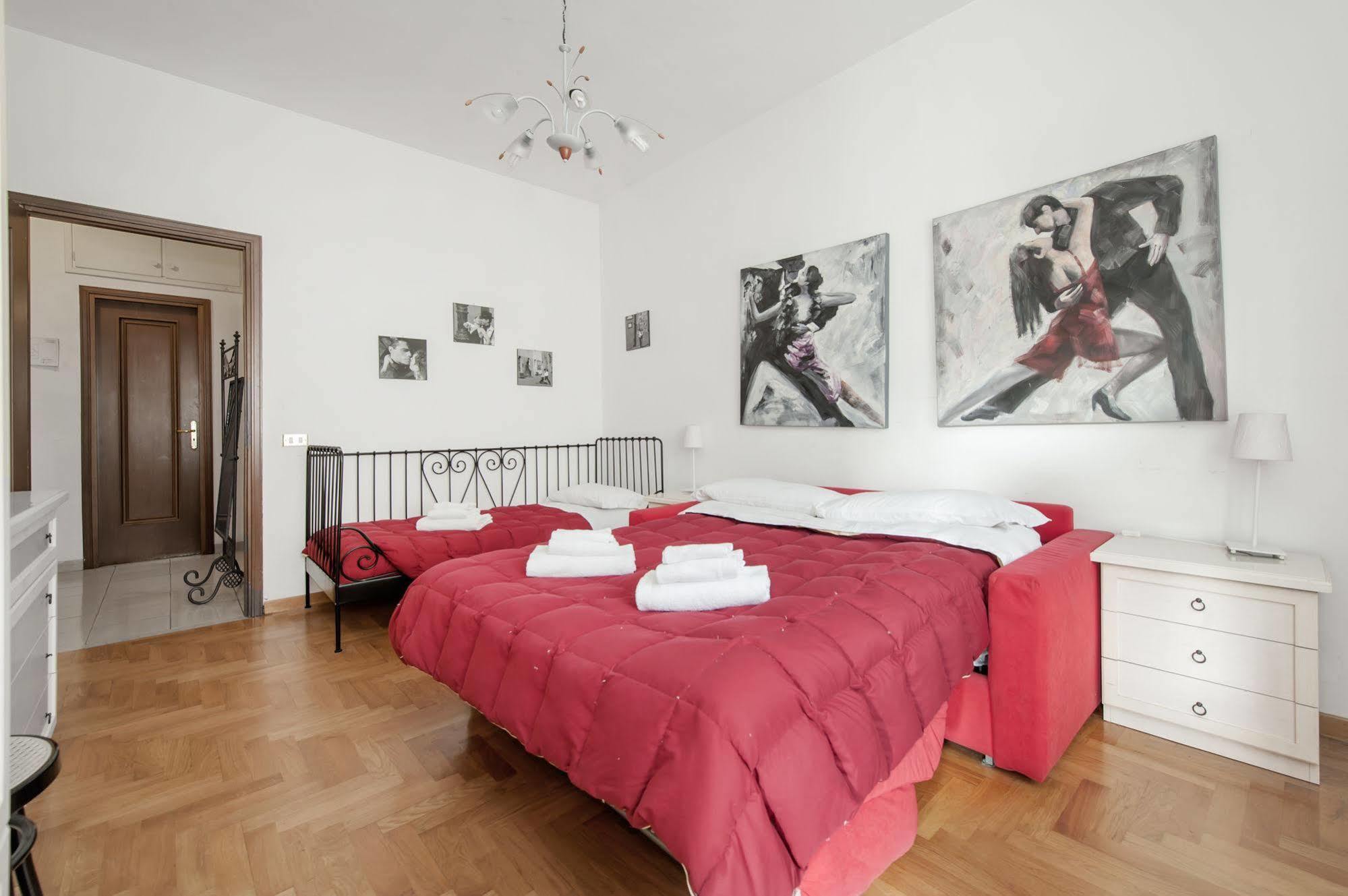 B&B A Room For Holiday Rome Bagian luar foto